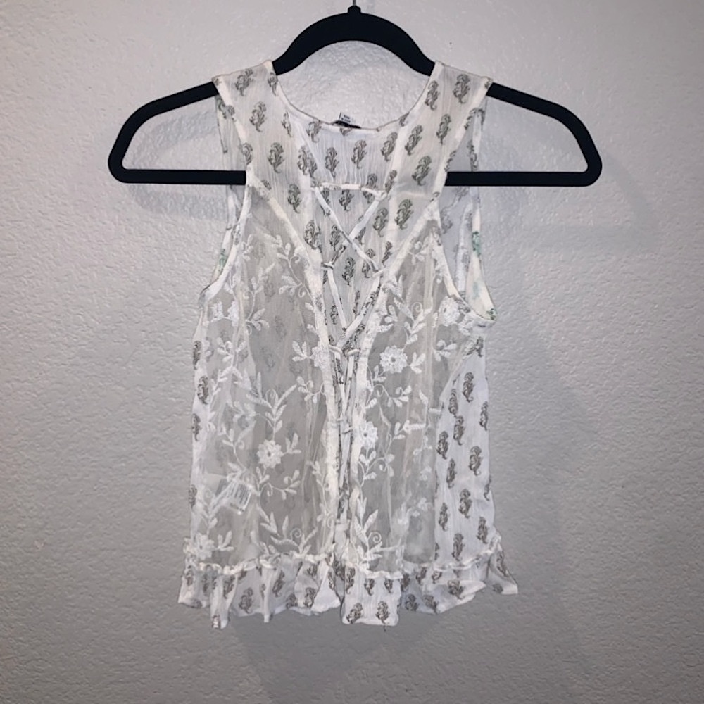 Ooh La Luxe Lovely Button Up Tank Top, with Tie/Floral Embroidery Design Back - Picture 4 of 8